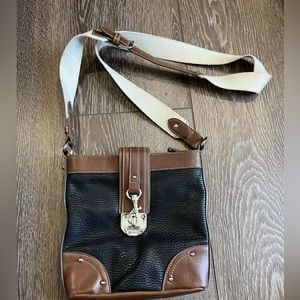 Chaps cross body purse